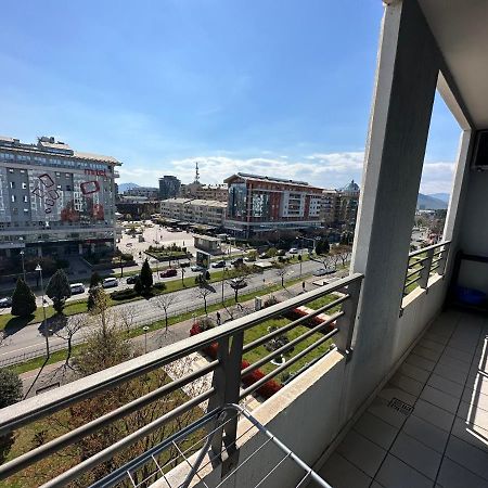 Great Location Two Bedroom Apatment "Maxim" Podgorica Luaran gambar