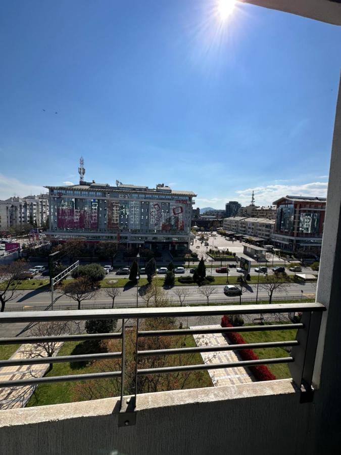 Great Location Two Bedroom Apatment "Maxim" Podgorica Luaran gambar