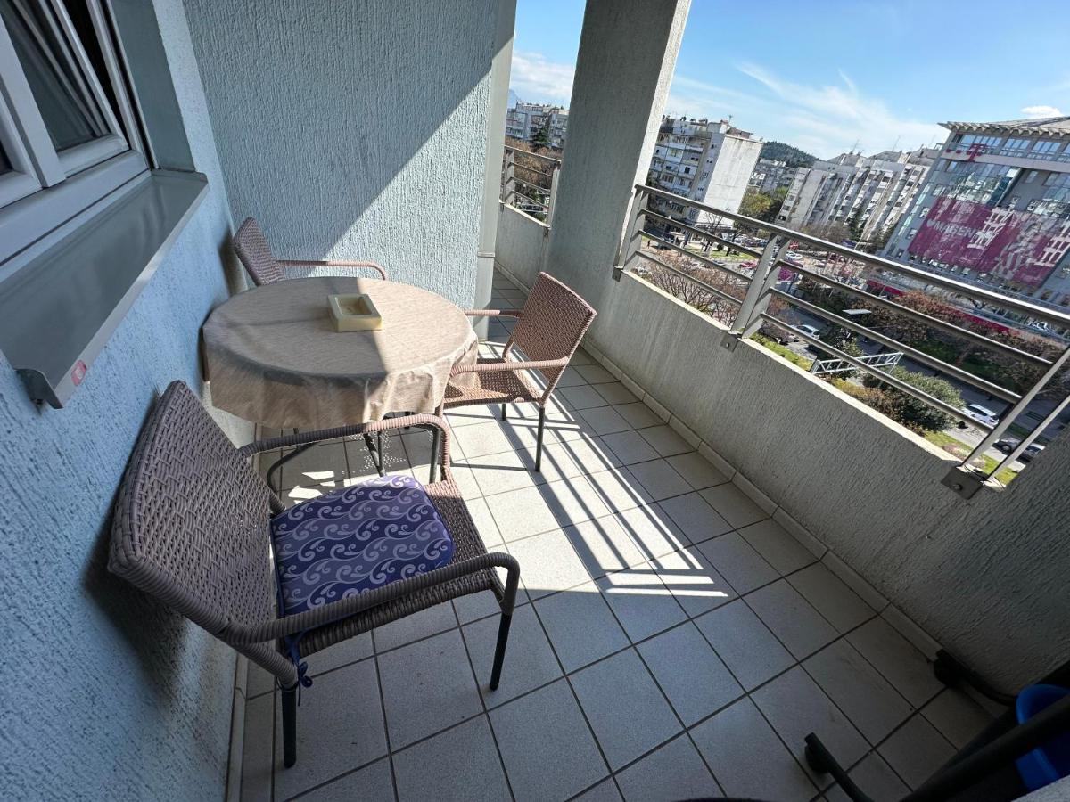 Great Location Two Bedroom Apatment "Maxim" Podgorica Luaran gambar