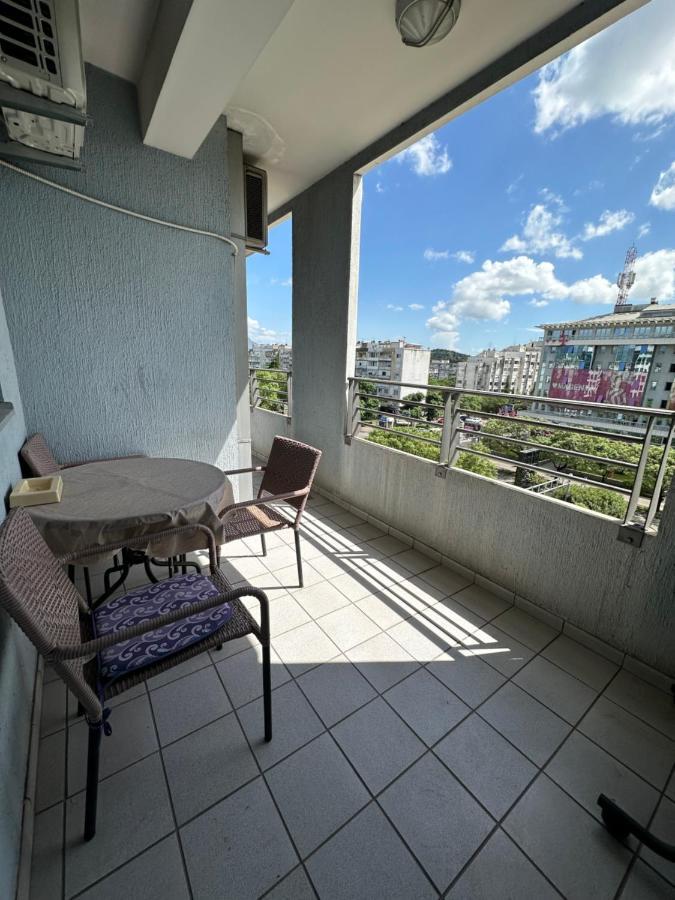 Great Location Two Bedroom Apatment "Maxim" Podgorica Luaran gambar